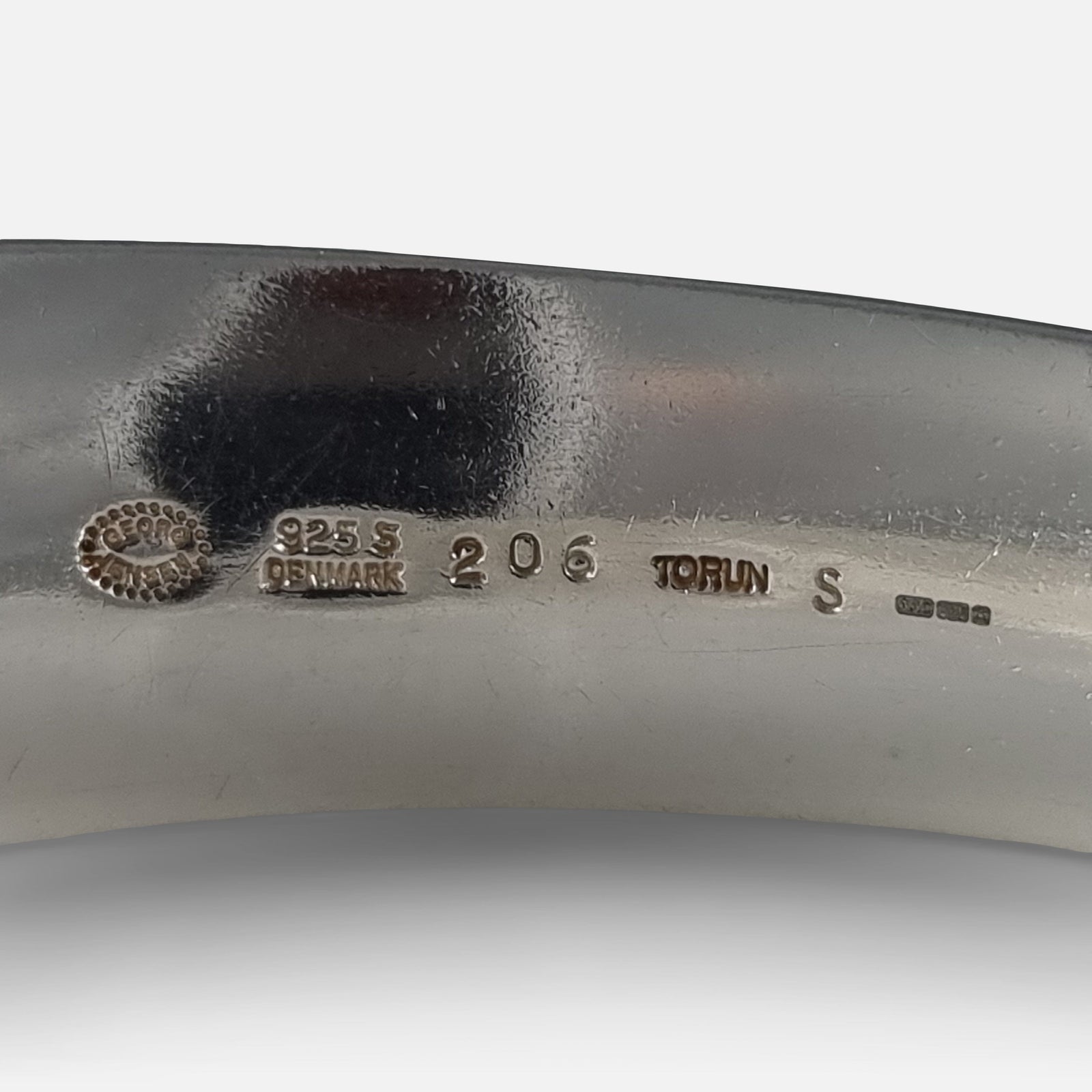 Georg Jensen Silver MÖBIUS Bangle #206