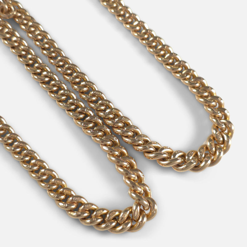 a section of the chain links in focus